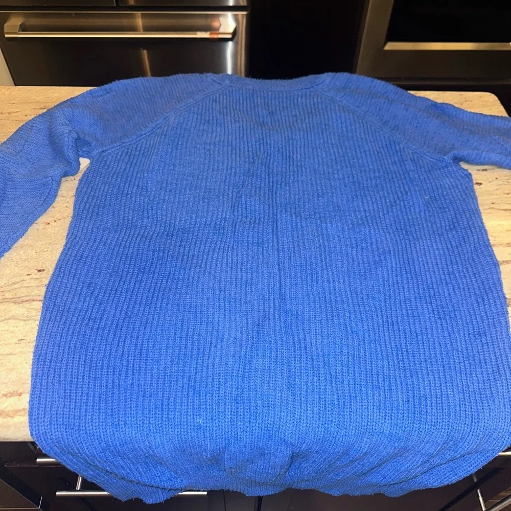 Women’s Free People Blue Sweater - Picture 3 of 8
